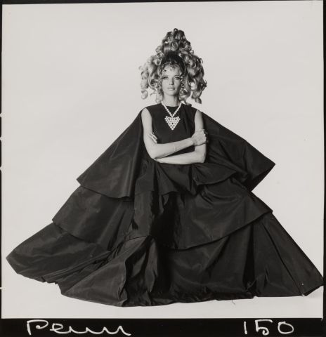 Charity auction: Fashion photographs from the Baroness von Oppenheim Collection