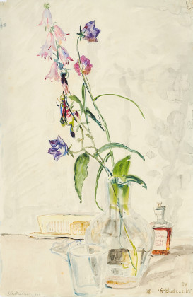 Glockenblumen in Vase