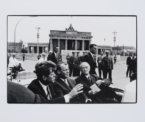 John F.Kennedy, Willy Brandt und Konrad Adenauer am Brandenburger Tor