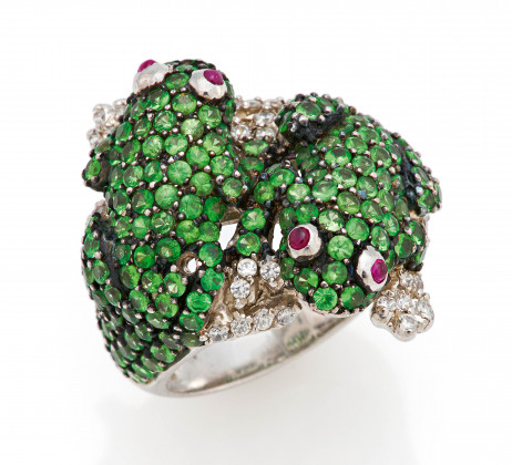 Tsavorite-Diamond-Ring