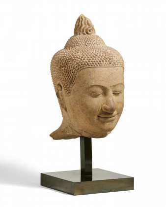 Überlebensgroßer Buddha-Kopf