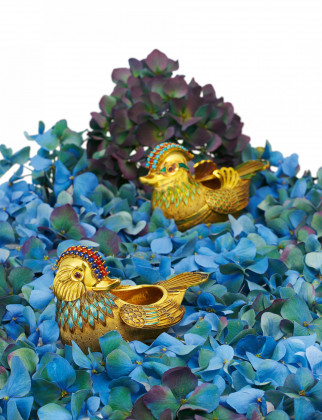 Pair of decorative duck figurines made of gold, enamel and coloured stones