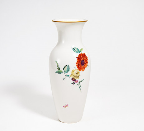Vase mit Blumendekor