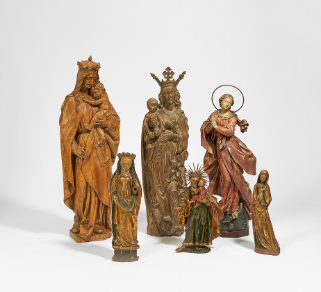 Fünf Heiligenfiguren