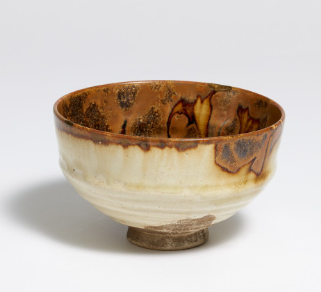 Teabowl (chawan) with iron glaze