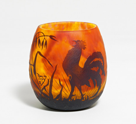 Glass vase with rooster