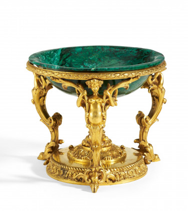 Gilt bronze centerpiece with malachite bowl