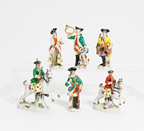 6 Miniaturfiguren Jäger und Jägerinnen