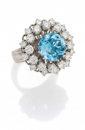 Aquamarine-Diamond-Ring