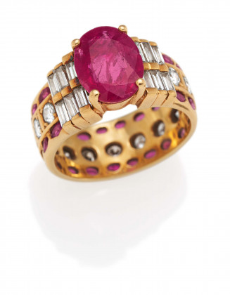 Ruby-Diamond-Ring