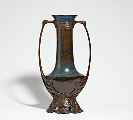 Große Vase mit Bronzemontierung