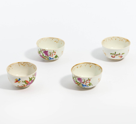 Four tea bowls with fruits and birds
