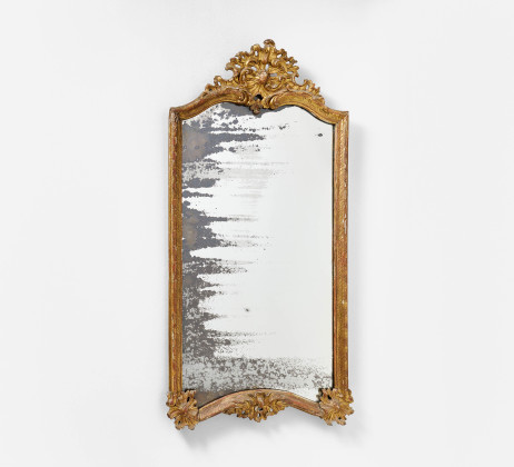 Spiegel mit Rocaillebekrönung