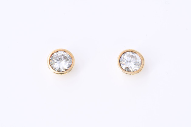 Solitaire Ear Studs