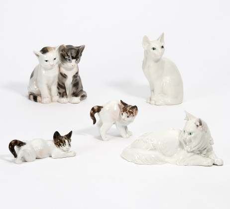 Konvolut von 5 Katzenfiguren