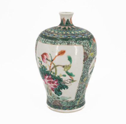 Small Famille Verte baluster vase