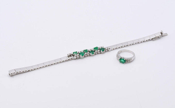 Konvolut: Smaragd-Diamant-Ring und Smaragd-Diamant-Armband