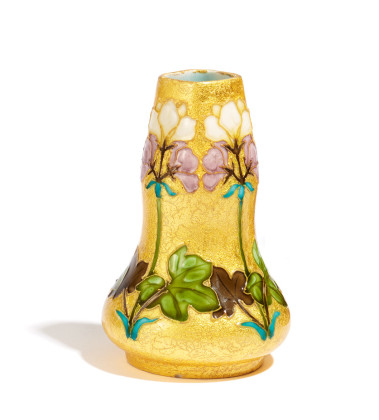 Small vase with floral decor