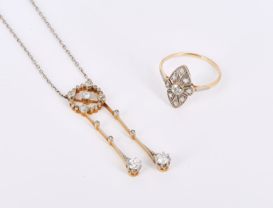 Set: Diamant-Ring und Diamant-Negligé-Collier
