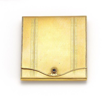 GOLD MATCH CASE WITH GUILLOCHED SURFACE