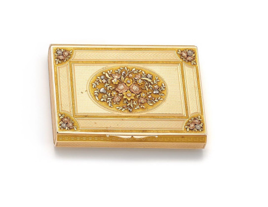 GOLD BOX WITH FLORAL DECOR