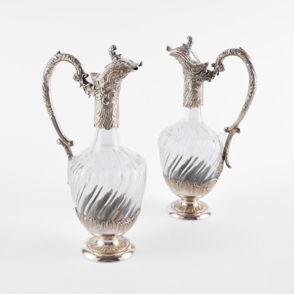 A PAIR OF BEAUTIFUL SILVER AND CRYSTAL GLASS CARAFES STYLE ROCOCO