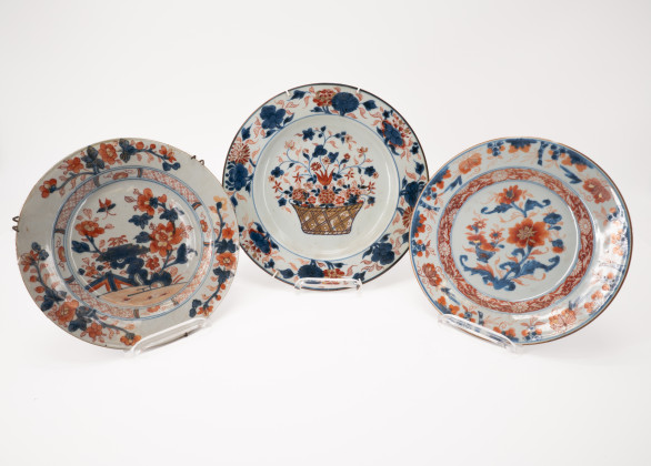 Three plates with flower decor