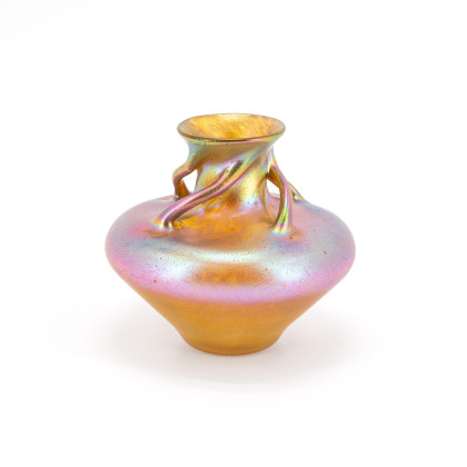 Vase mit "Candia Silberiris" Dekor und geschwungenen Henkeln