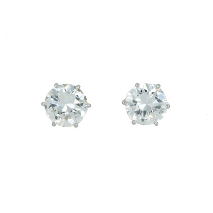 Solitaire Ear Studs