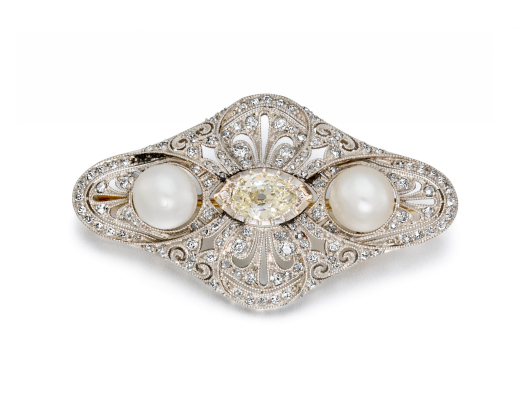 PEARL-DIAMOND-BROOCH