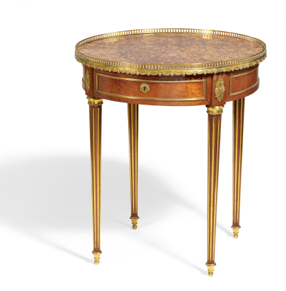 ROUND MAHAGONY TABLE, SO-CALLED BUILLOTTE WITH CLOTH DRAPERY AND GALLERY RIM