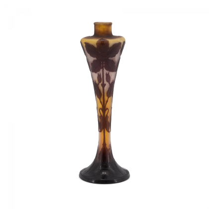 LARGE GLASS VASE WITH IRIS FLOWER DECOR