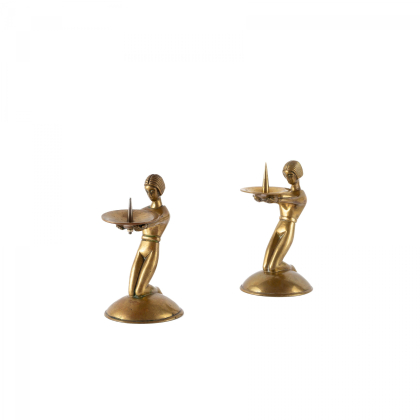 PAIR OF BRASS CANDLESTICKS IN THE SHAPE OF KNEELING GIRLS