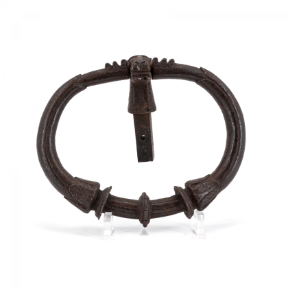 LARGE RING-SHAPED IRON DOOR KNOCKER WITH ANIMAL HEAD