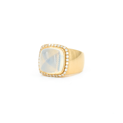 MOONSTONE-DIAMOND-RING