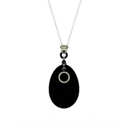 ONYX-DIAMOND-PENDANT-NECKLACE