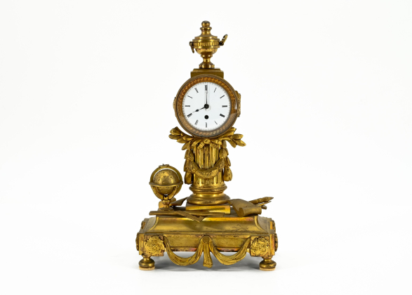 Small pendulum clock Louis XVI