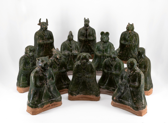 12 FIGURINES REPRESENTING THE TWELVE MONTHS