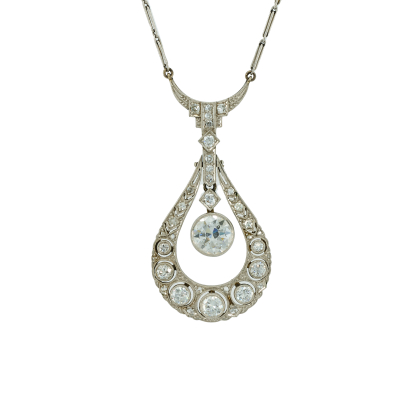 DIAMOND-NECKLACE