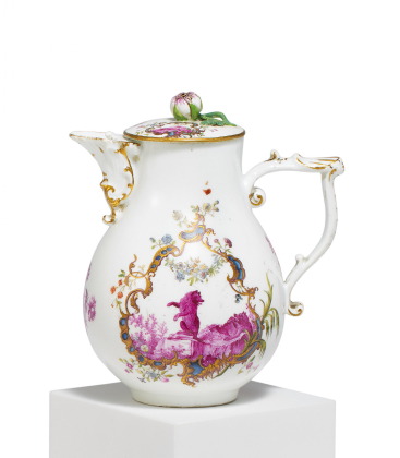 PORCELAIN COFFEE POT WITH FINEST DEPICTION IN PURPLE CAMAIEU