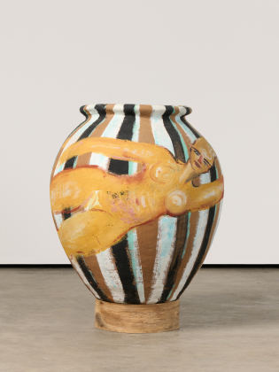 Untitled (Amphore)