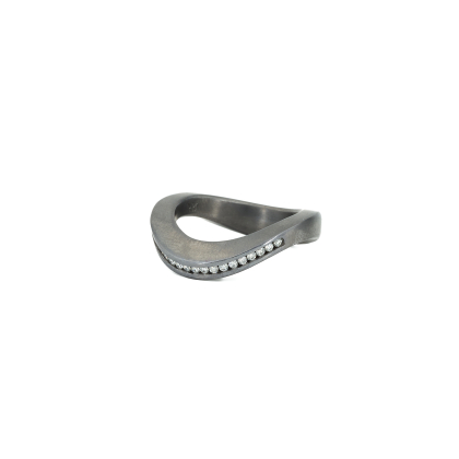 DIAMOND-RING