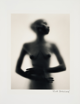 Veiled Black
