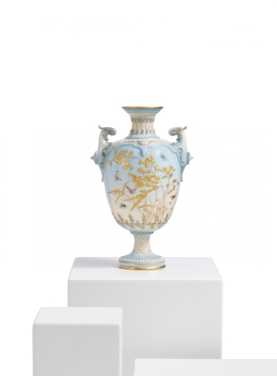 Seltene Vase mit Farn-Dekor und Schmetterlingen