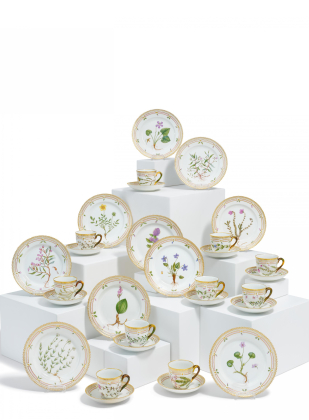 TEN PORCELAIN COFFEE SETS 'FLORA DANICA'