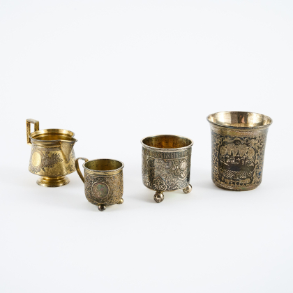 Becher, Kugelfußbecher, Tasse und Kännchen