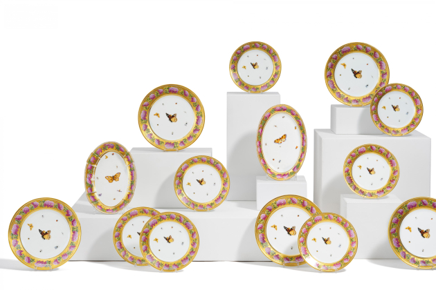 LARGE PORCELAIN SERVICE WITH LILAC BRANCHES AND BUTTERFLIES