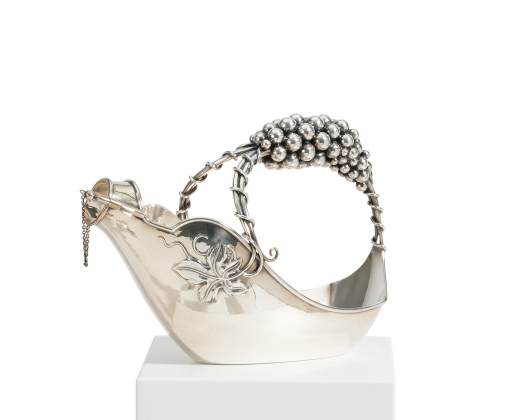 Flaschenhalter mit Weintraube