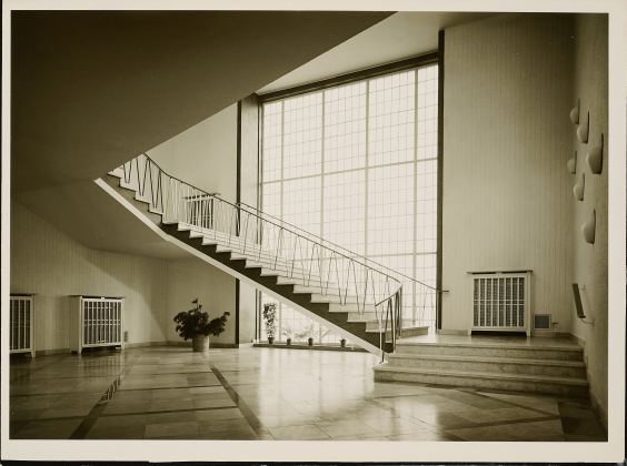 Ohne Titel (Treppenaufgang)